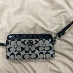 Used coach wristlet